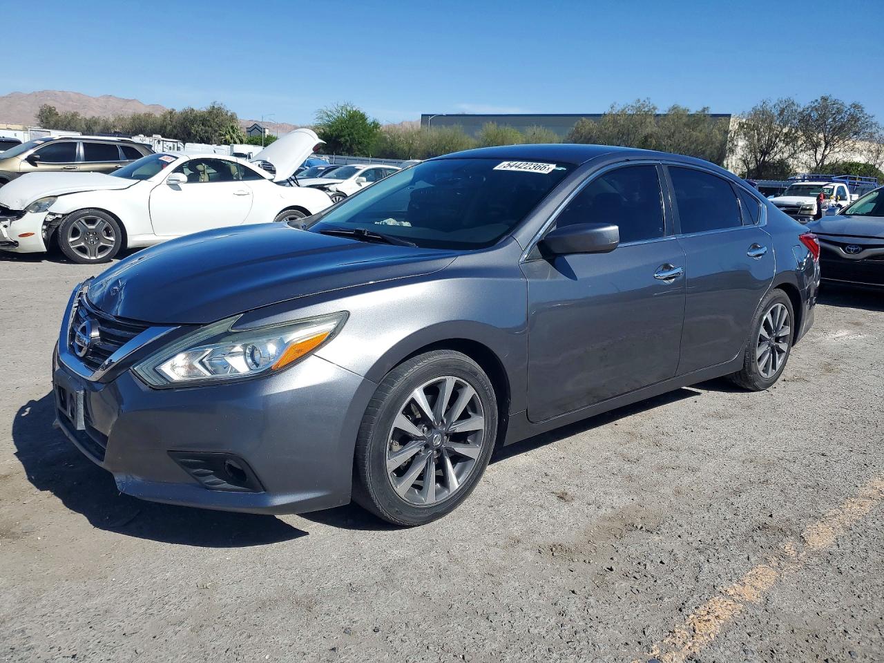 Salvage Nissan Altima Image