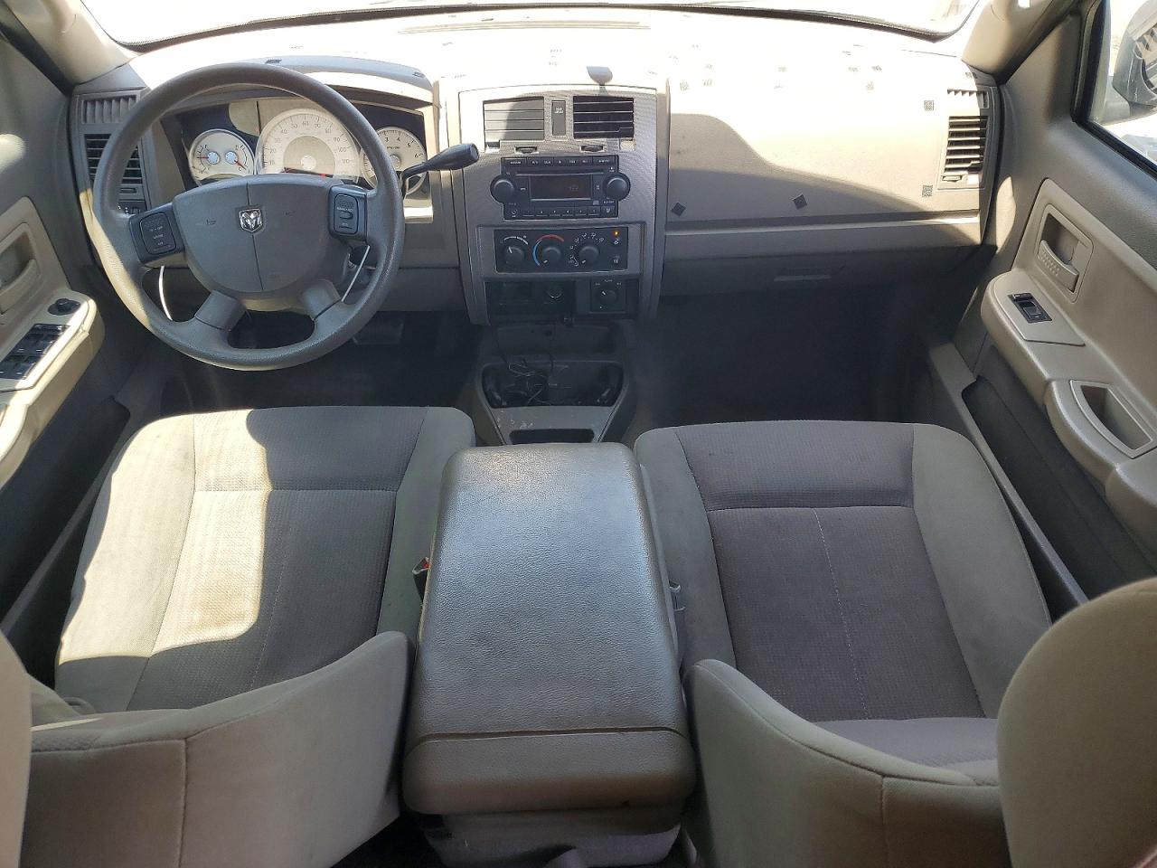 Dodge Dakota Quad Slt