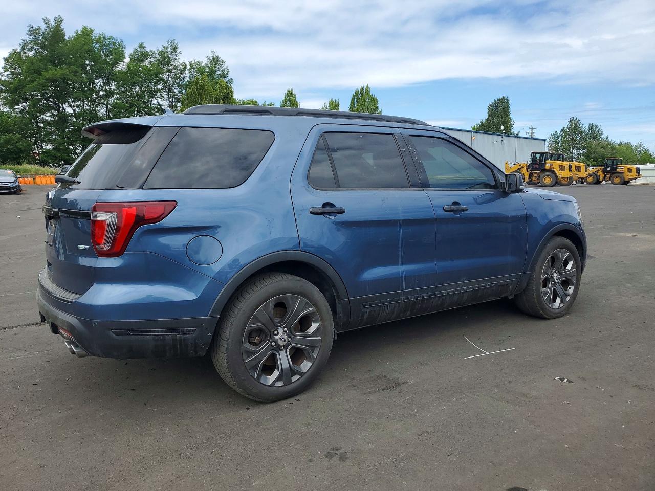 Ford Explorer Sport