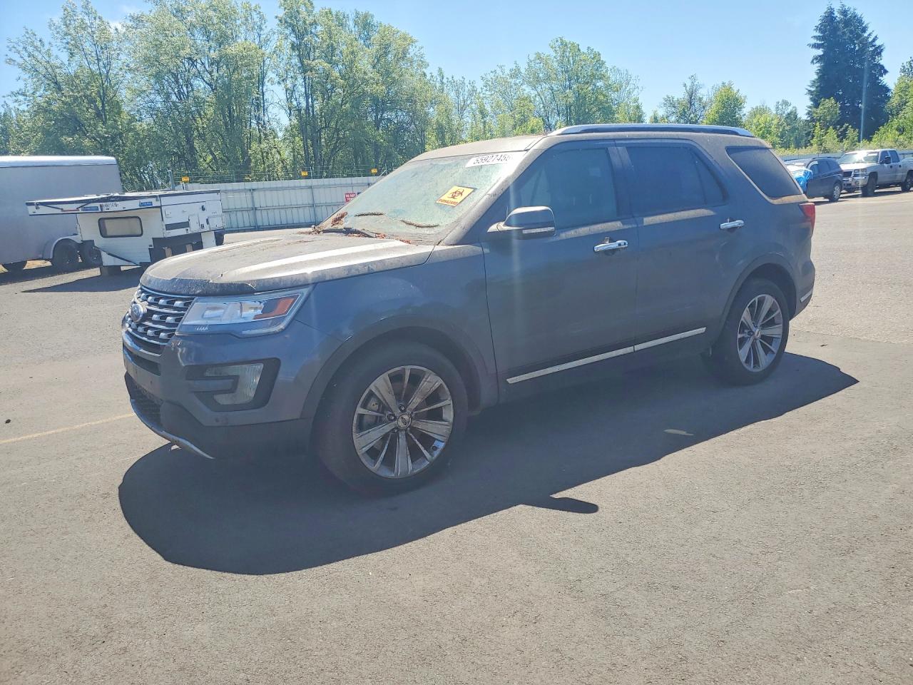 Salvage Ford Explorer Image
