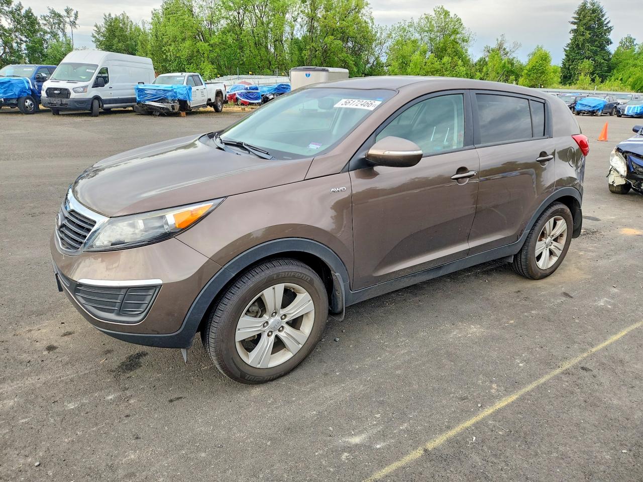 Salvage Kia Sportage Image