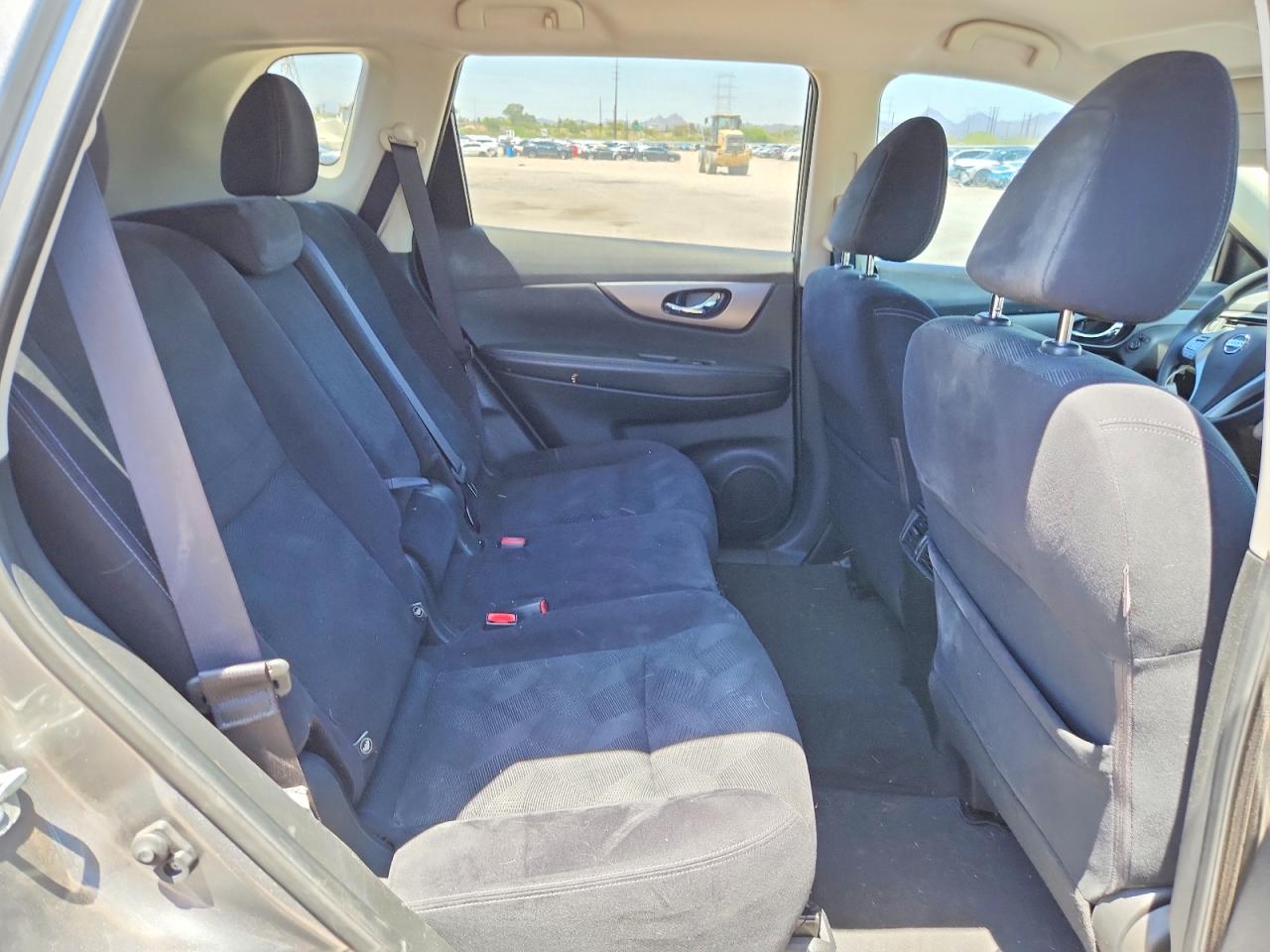 Nissan Rogue S