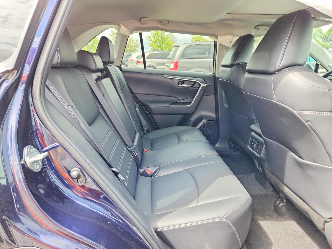 Toyota RAV4 Xle Premium