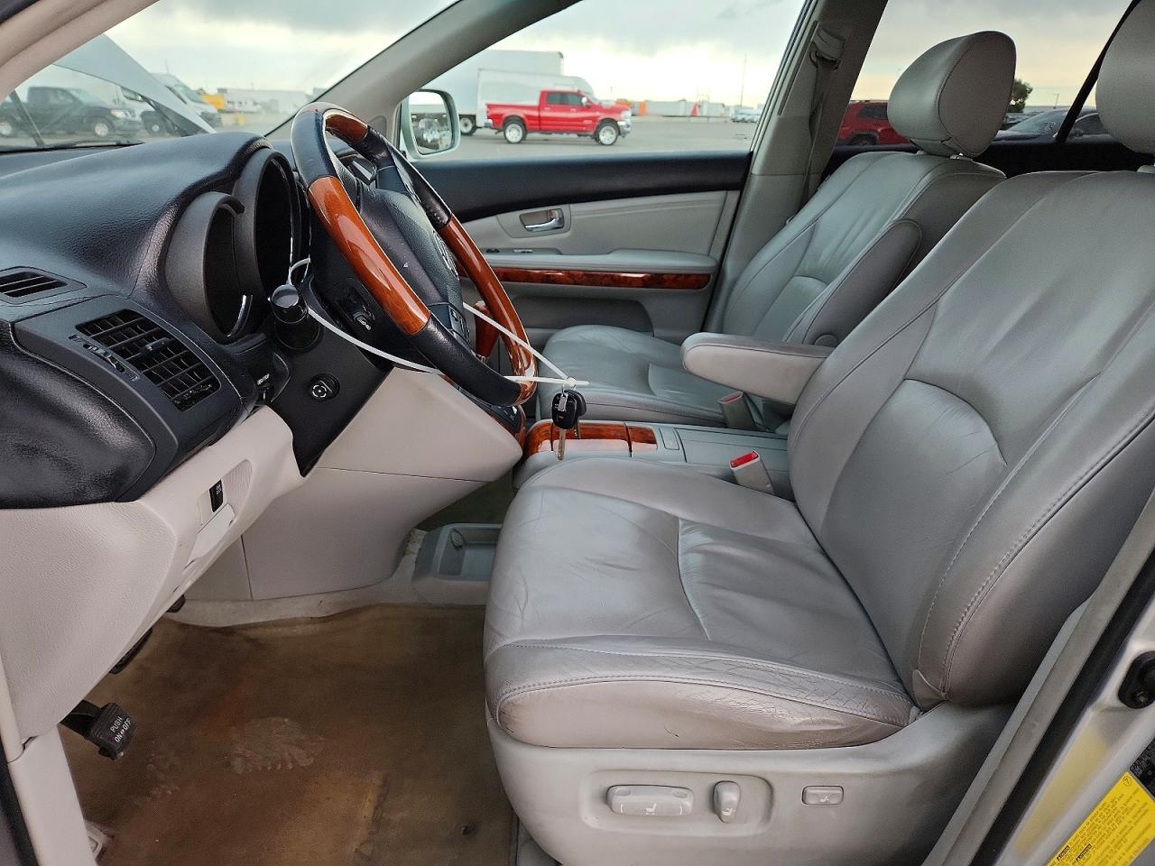 Lexus RX 330