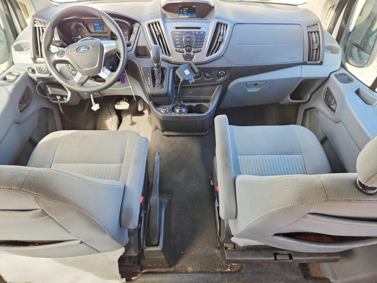 Ford Transit T-350