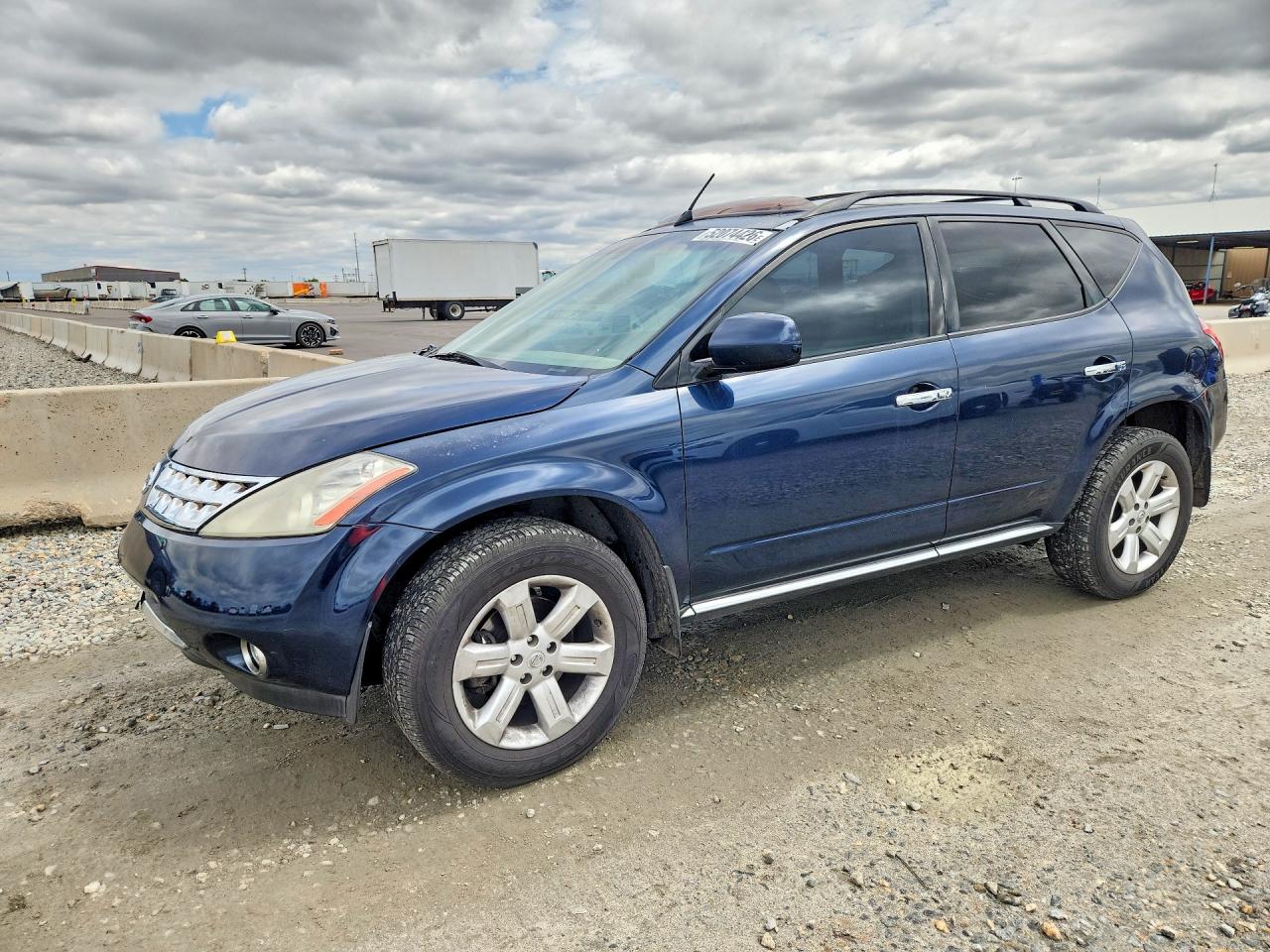 Salvage Nissan Murano Image