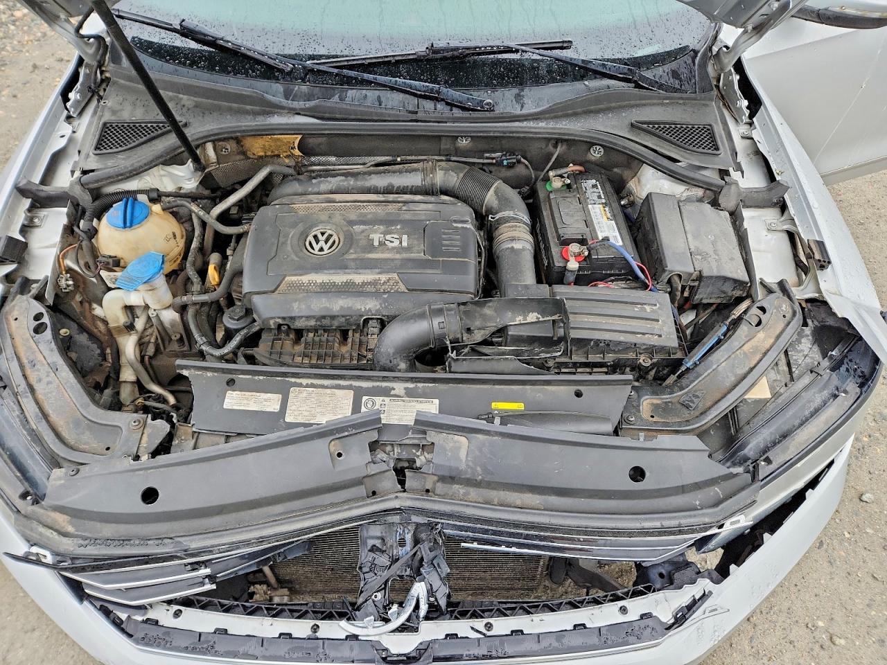 Volkswagen Passat S