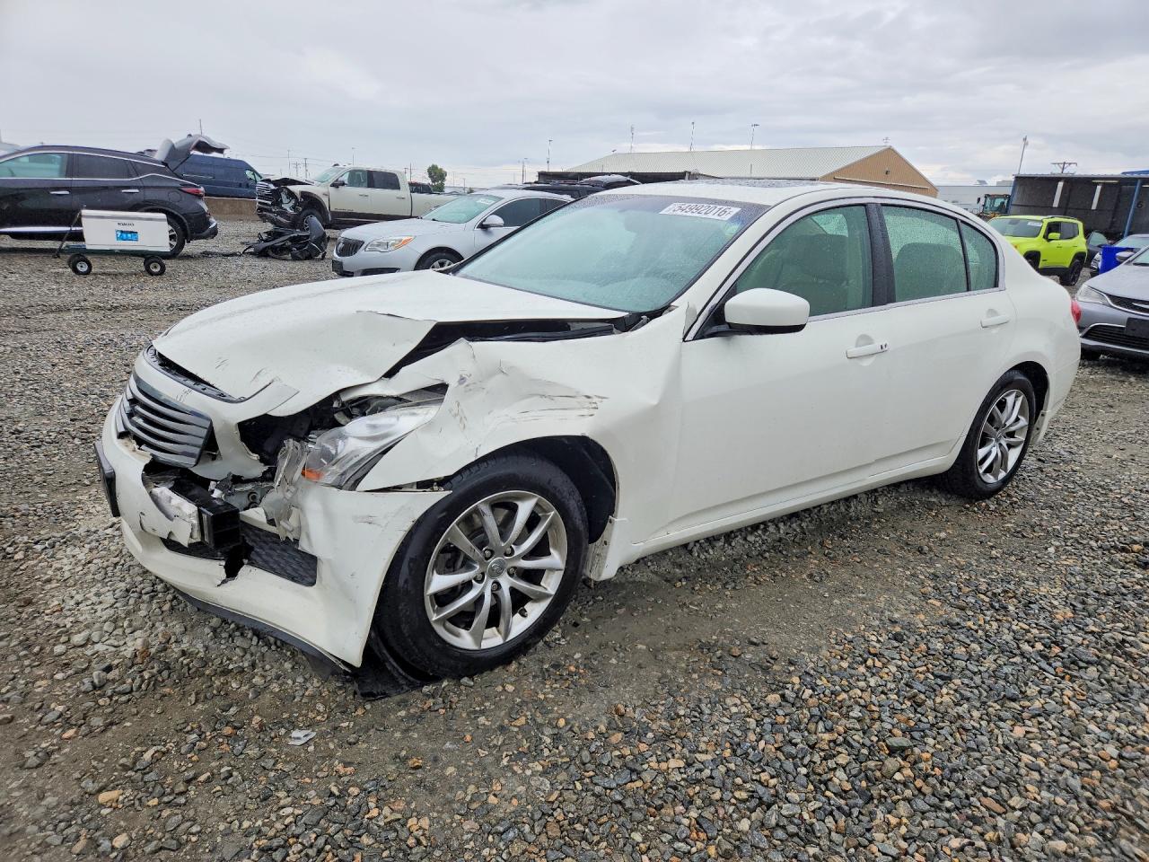 Salvage INFINITI G37 Image