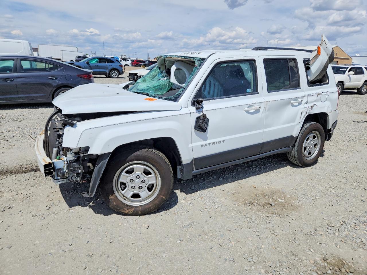 Salvage Jeep Patriot Image