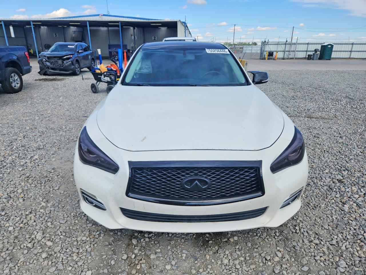 INFINITI Q50 Base
