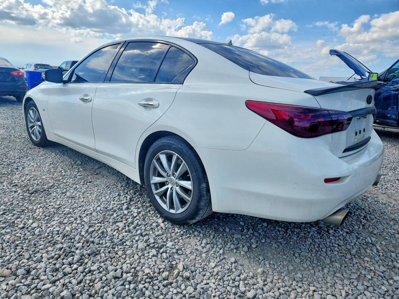INFINITI Q50 Base