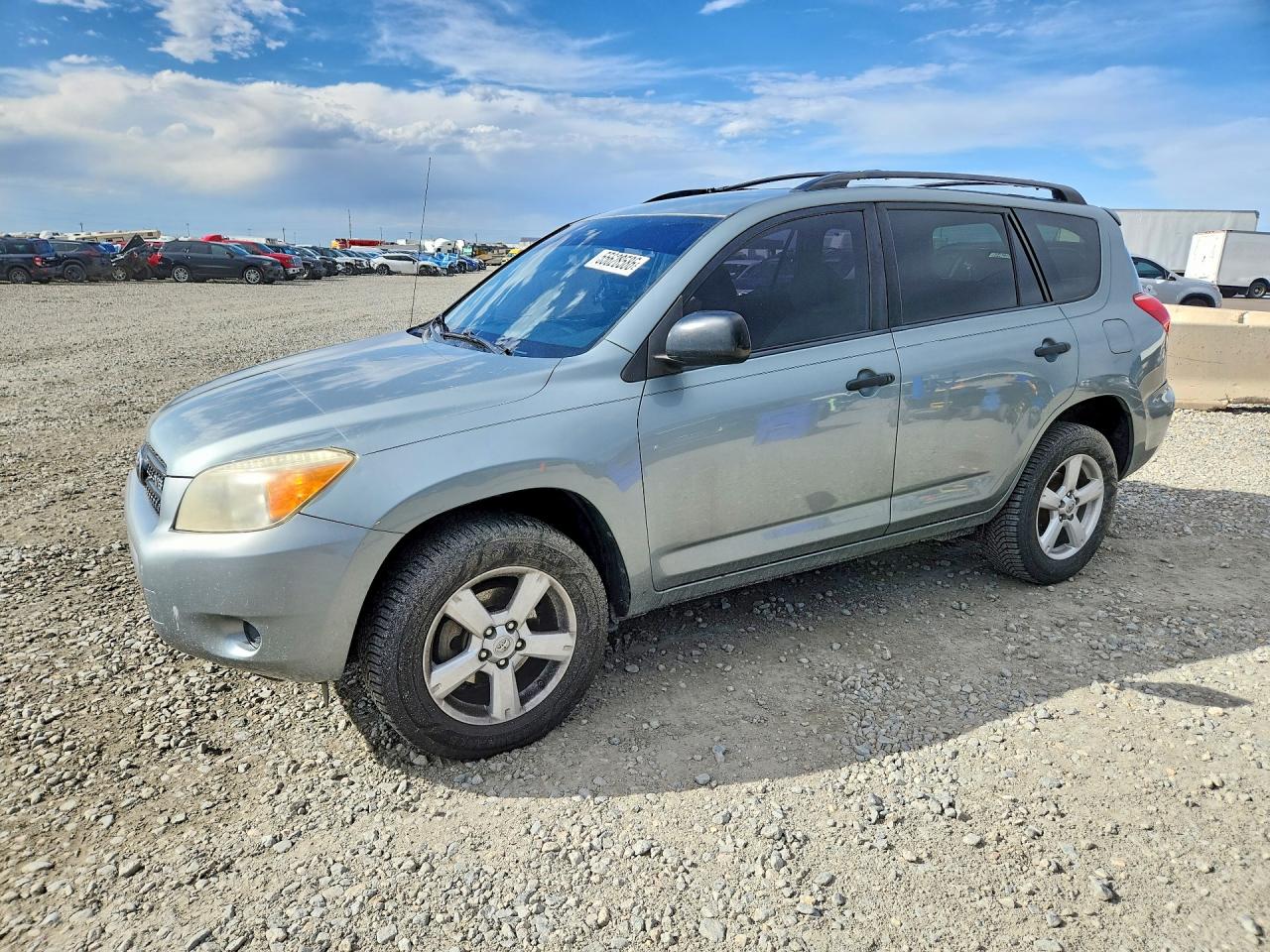 Salvage Toyota RAV4 Image