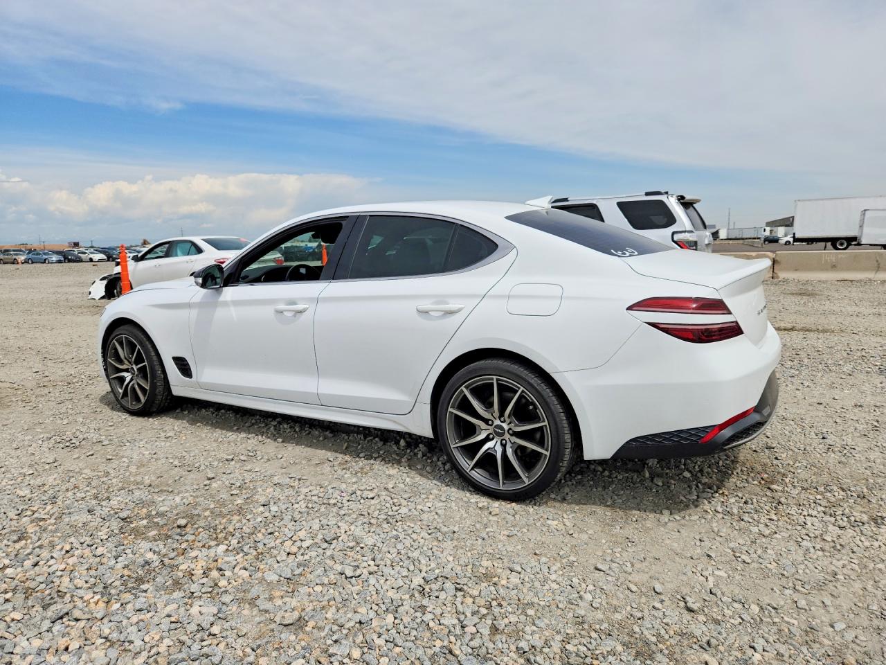 Genesis G70 2.0t 2.0t