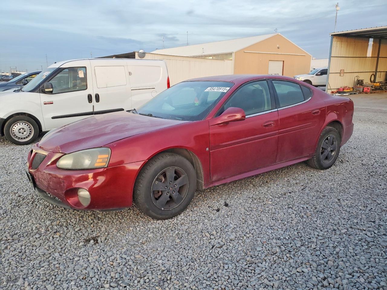 Salvage Pontiac Grandprix Image