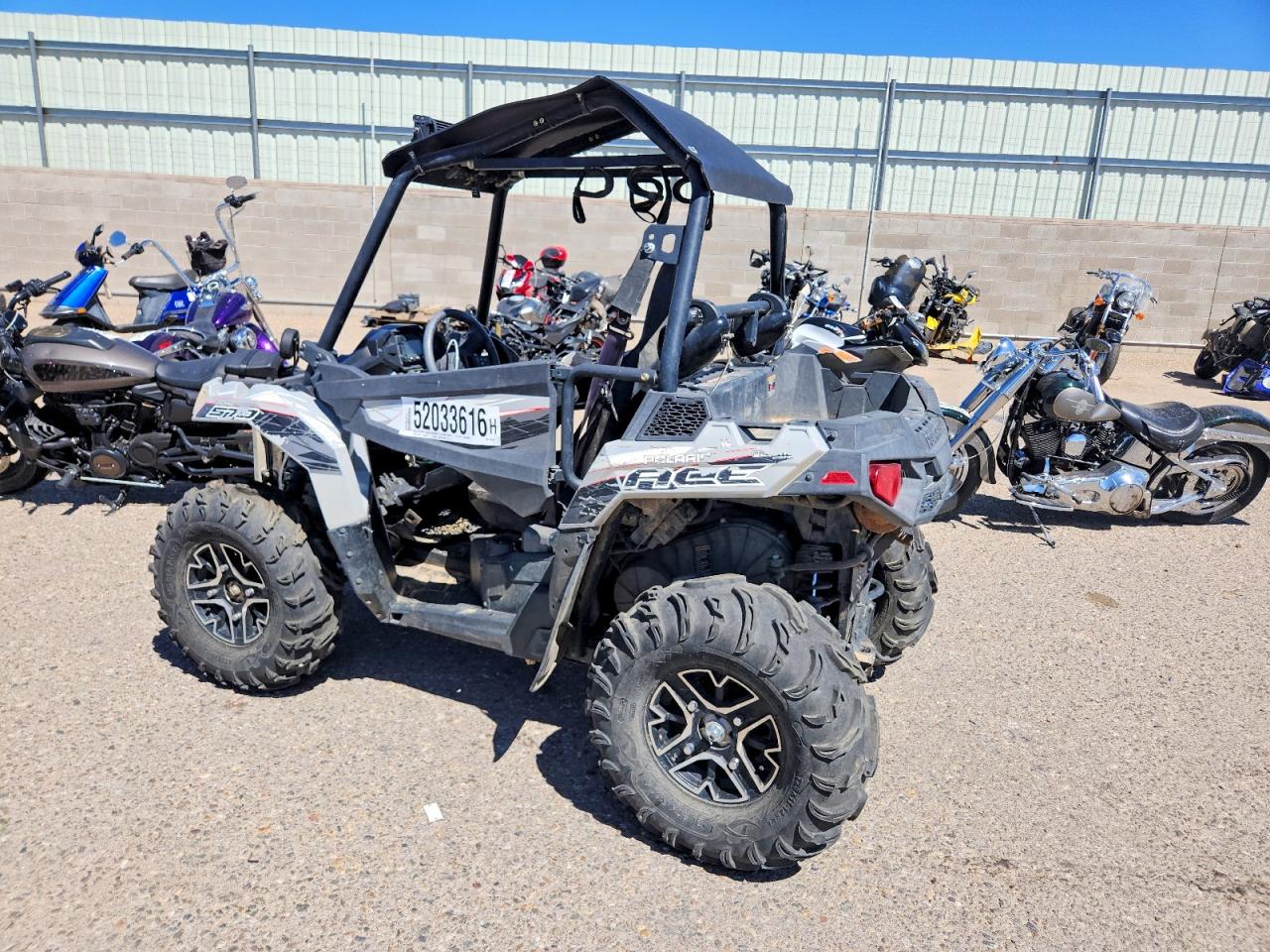 Polaris Atv