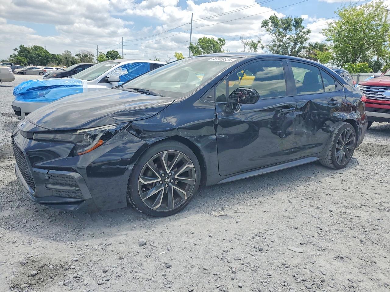 Salvage Toyota Corolla Image