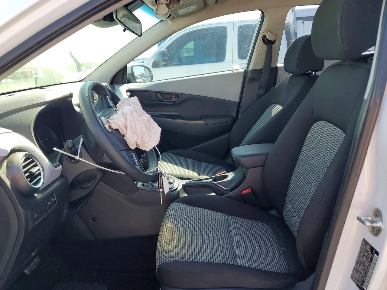 Hyundai KONA Se