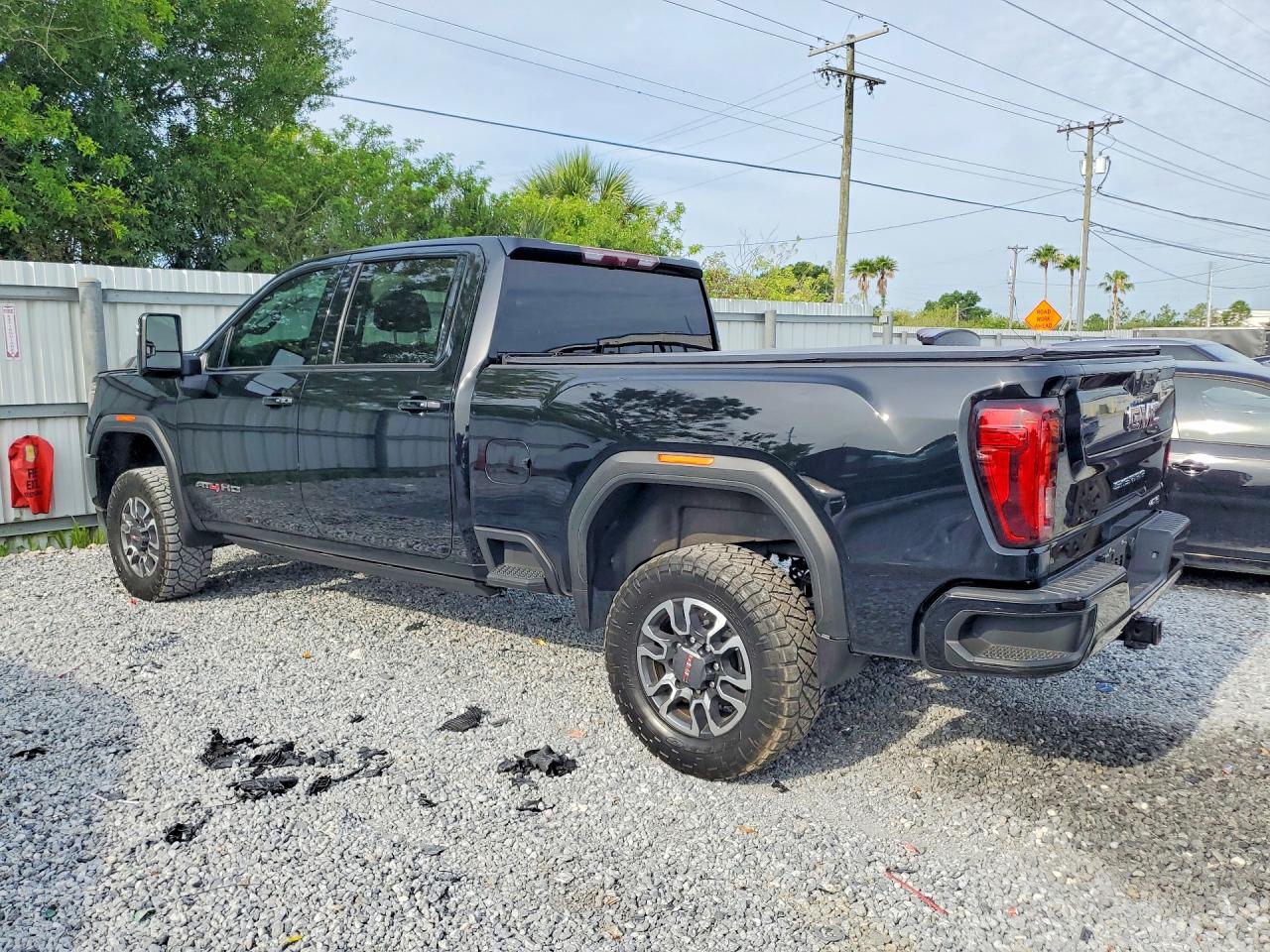 GMC Sierra K2500 At4