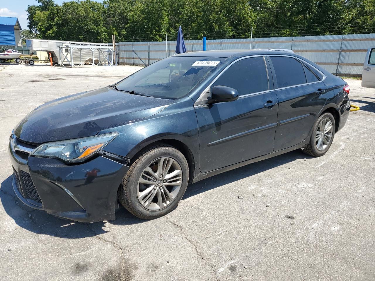 Salvage Toyota Camry Image