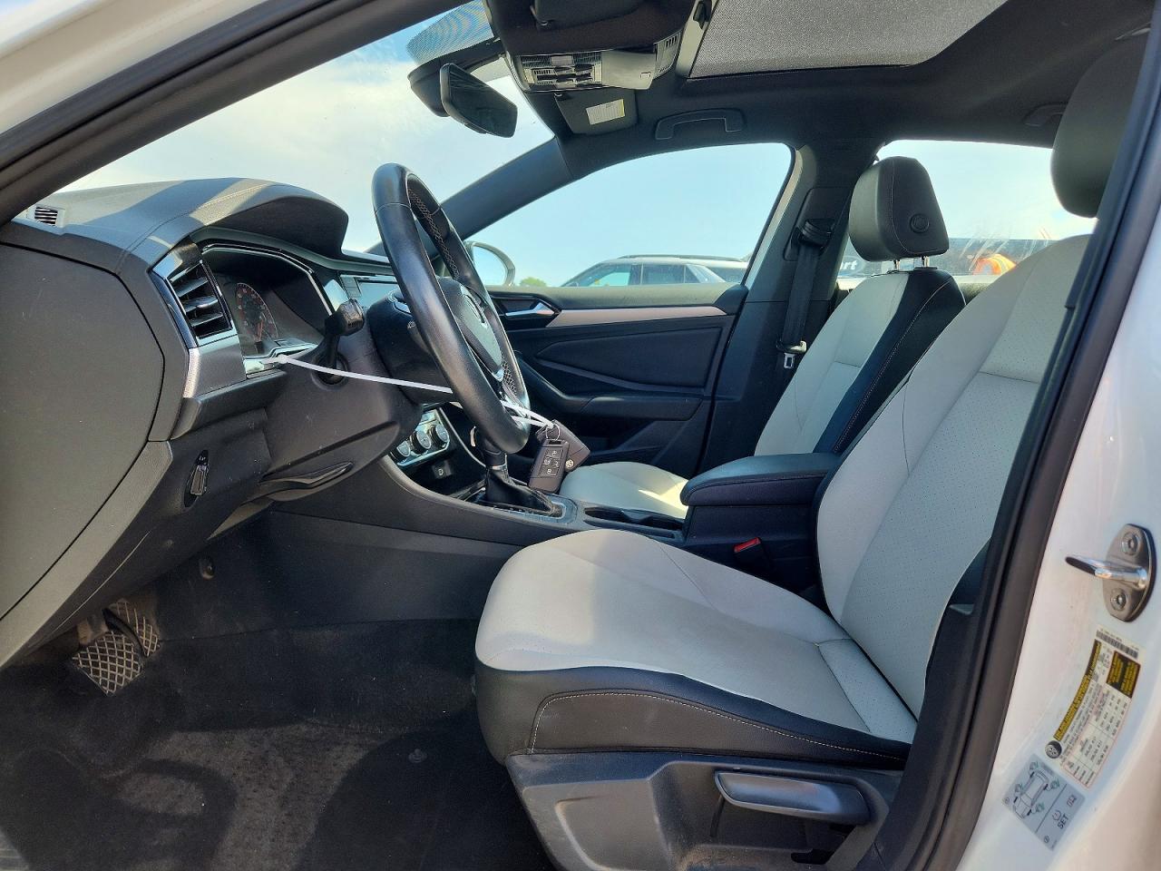 Volkswagen Jetta S
