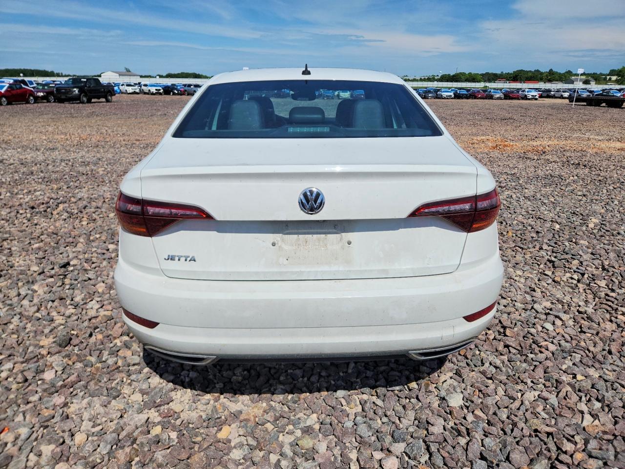 Volkswagen Jetta S