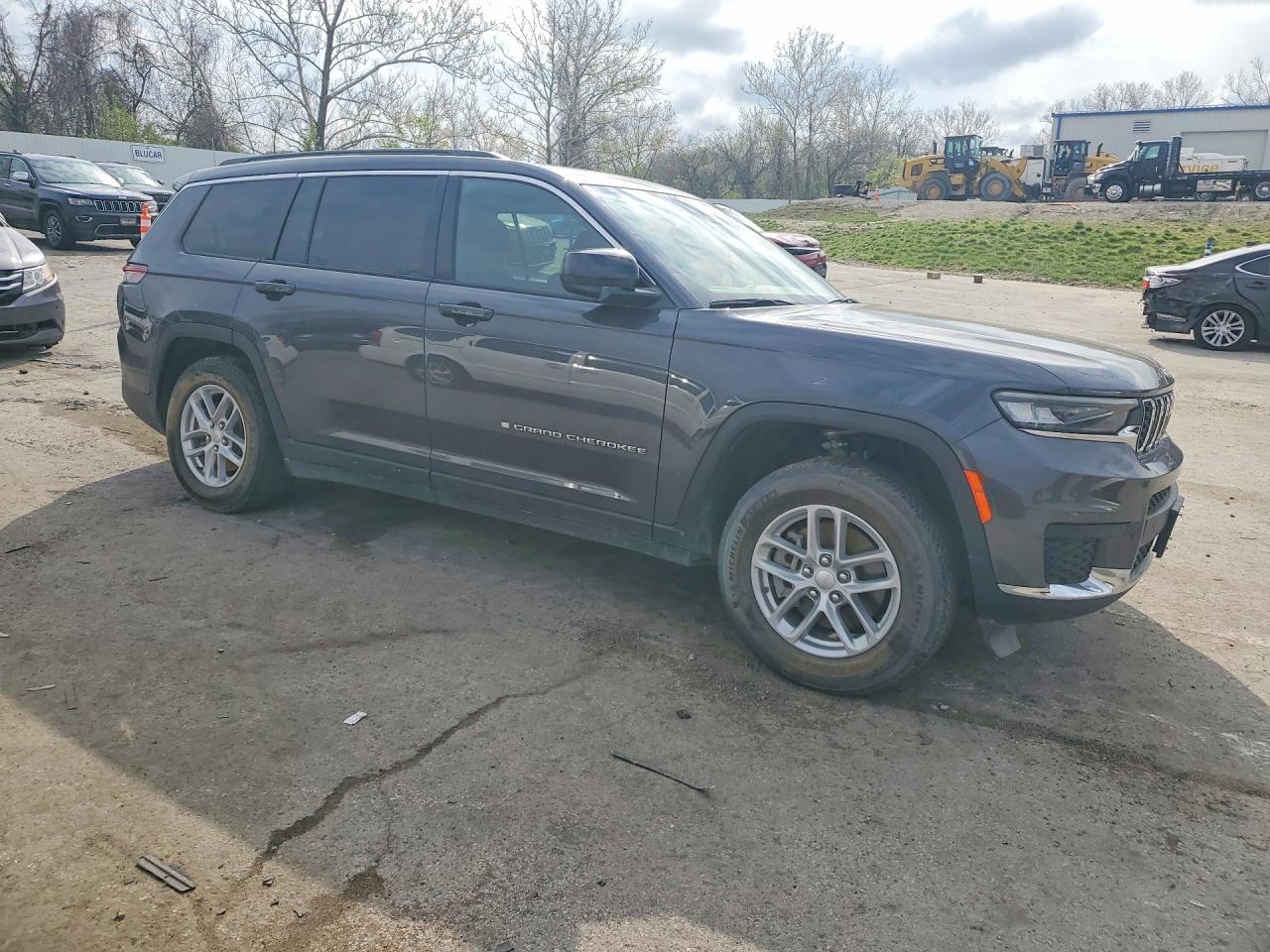 Jeep Cherokee L Laredo