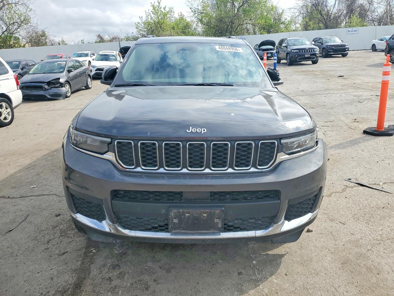Jeep Cherokee L Laredo