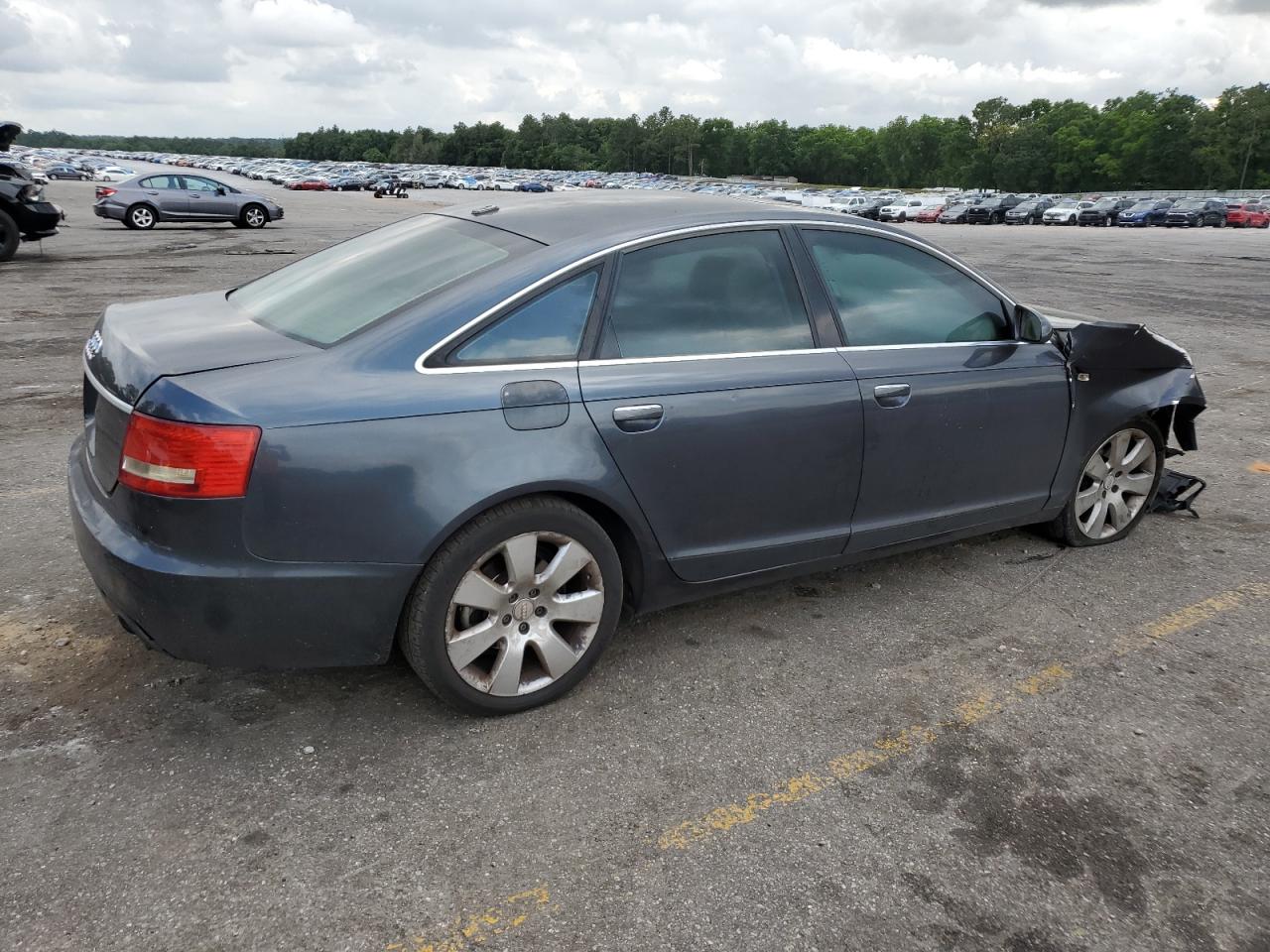 Audi A6 3.2