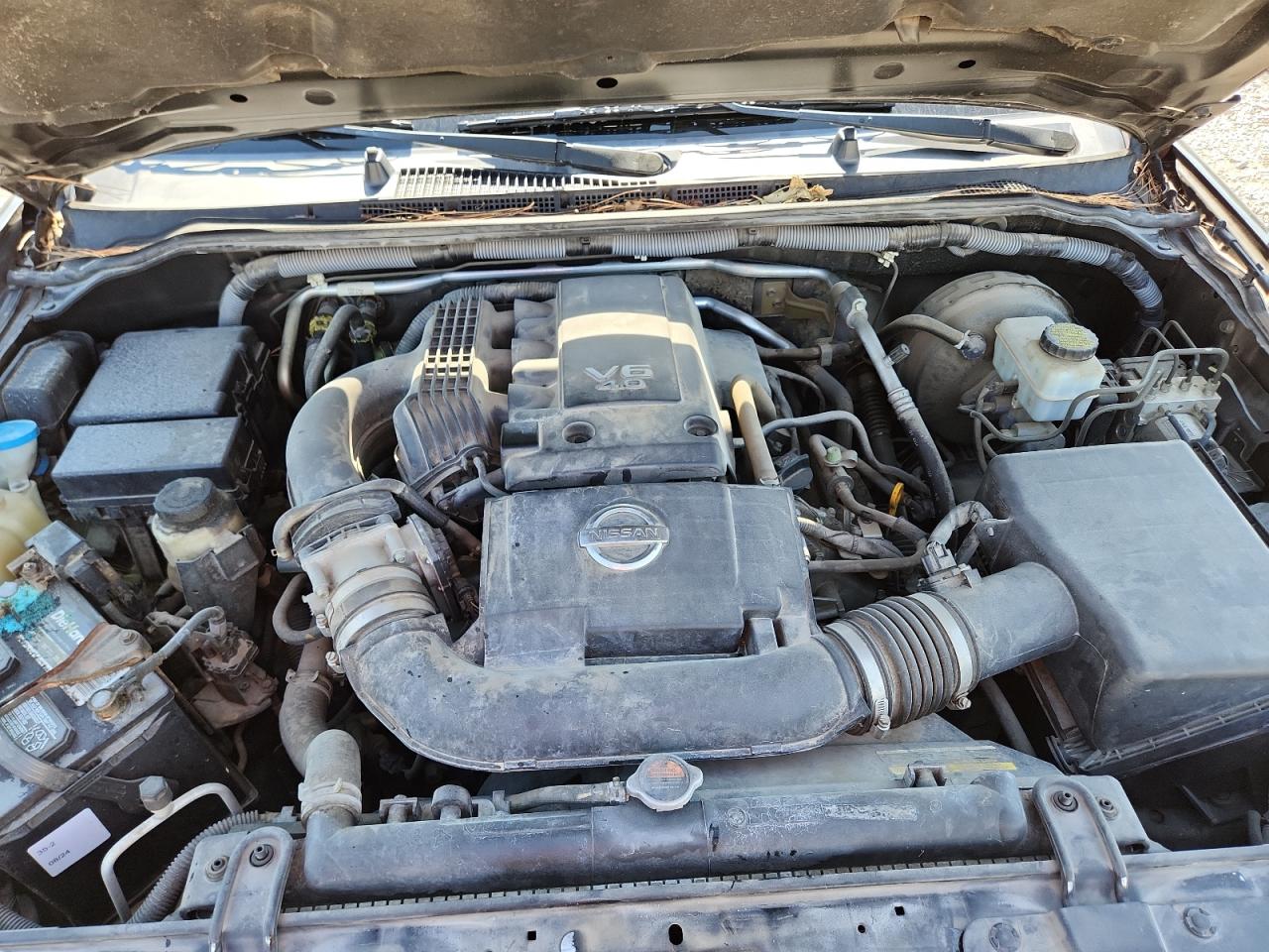Nissan Frontier Sv V6