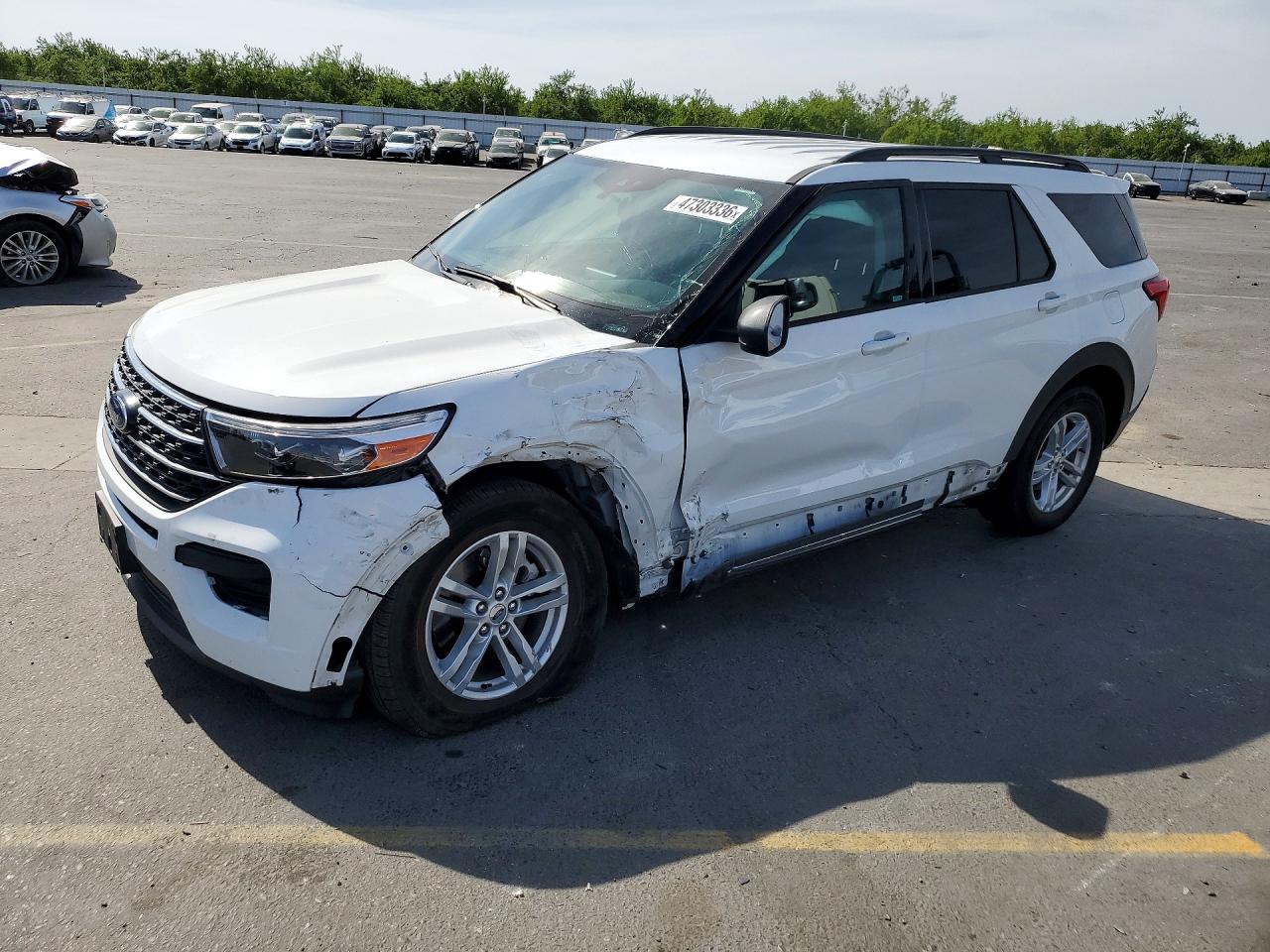 Salvage Ford Explorer Image