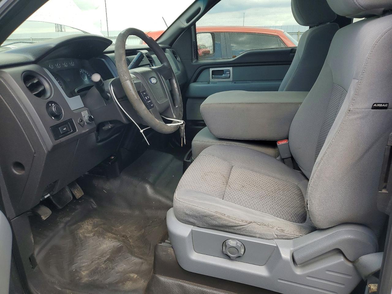 Ford F-150 Super Cab