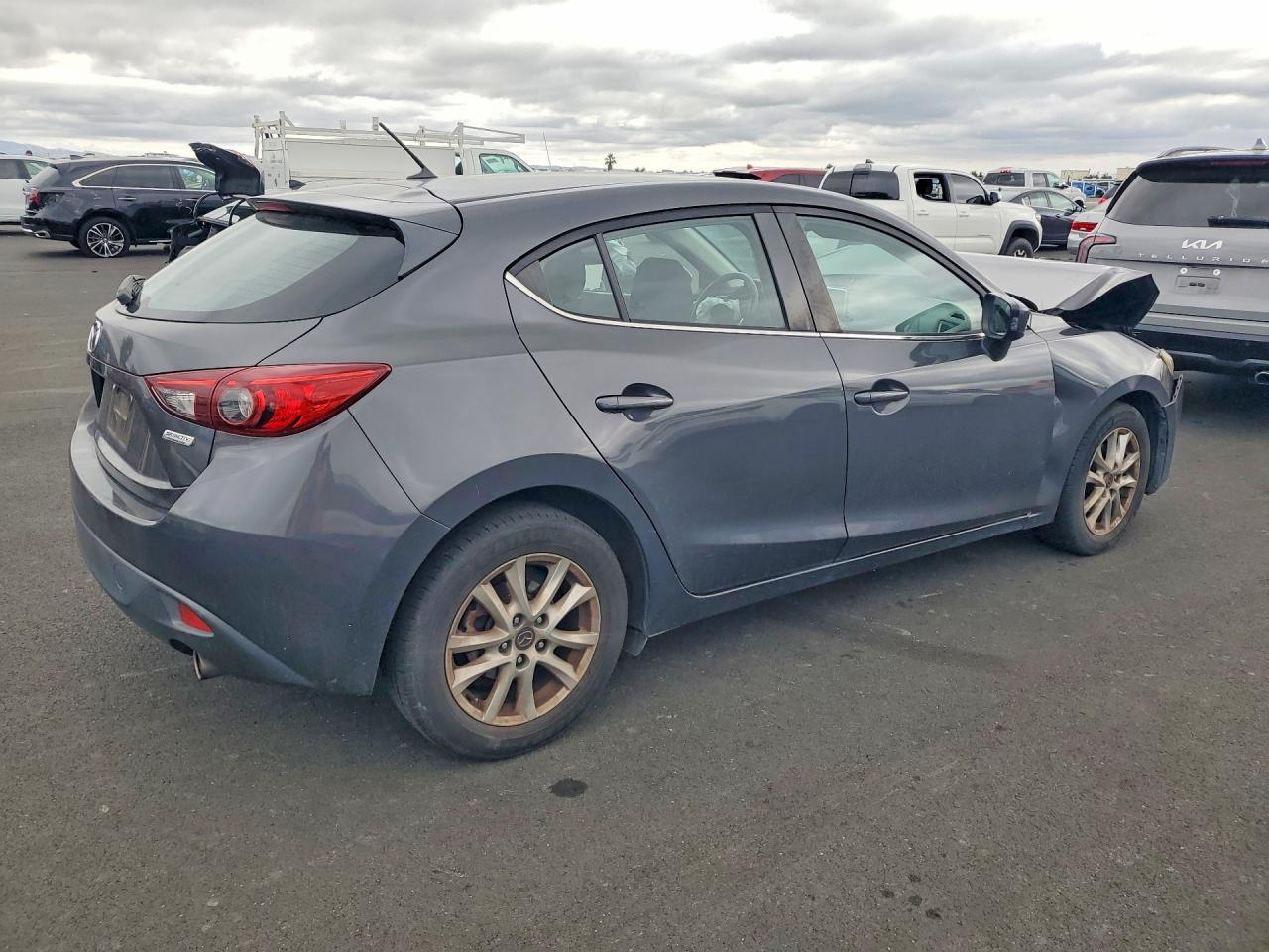 Mazda 3 Sport
