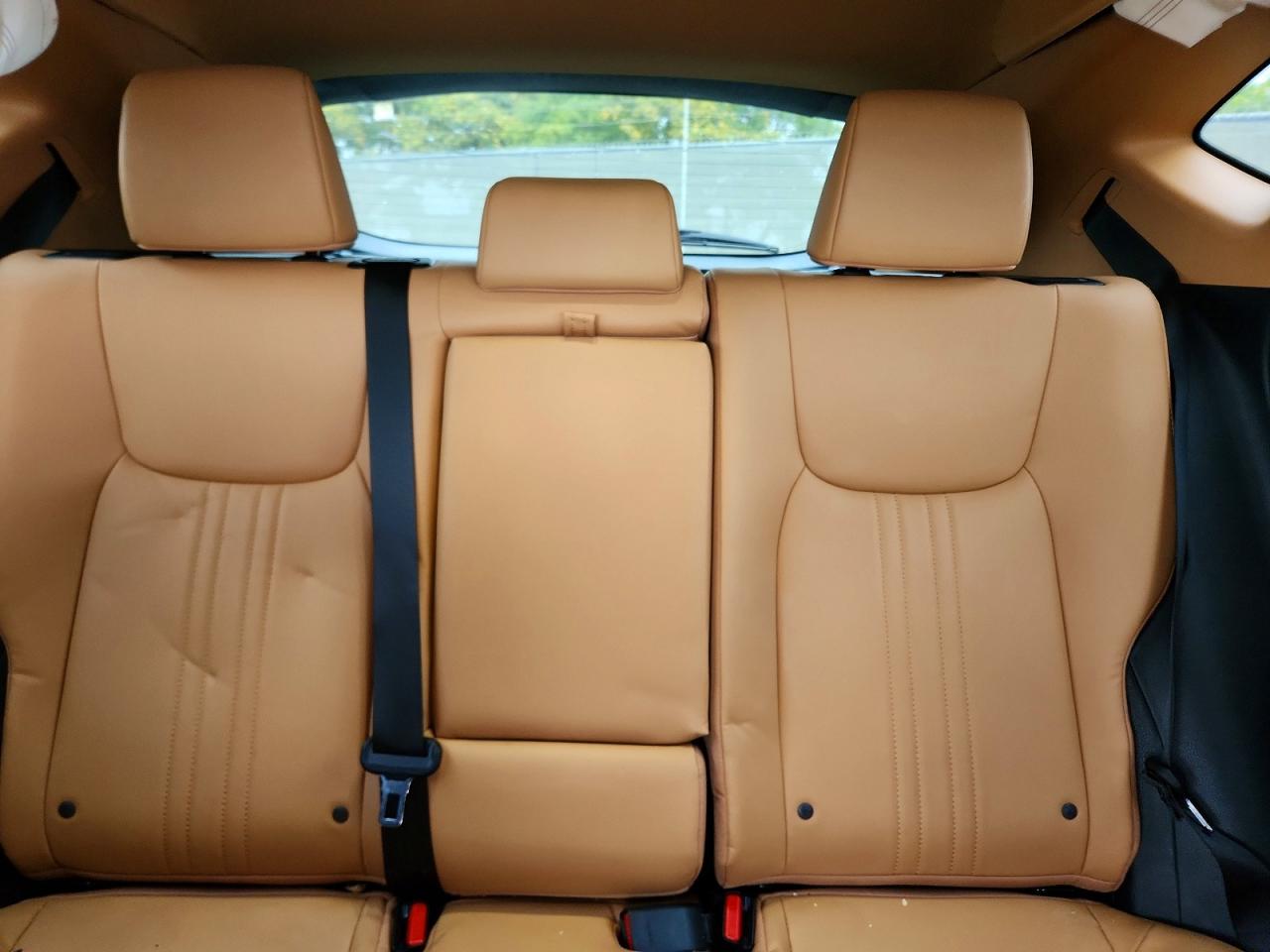 Lexus NX Base