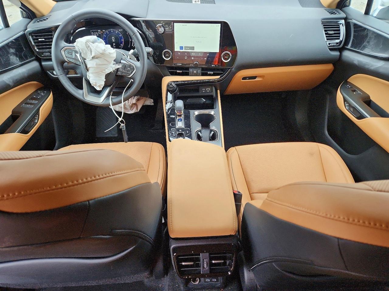 Lexus NX Base