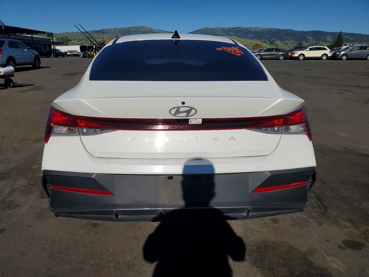 Hyundai ELANTRA Sel
