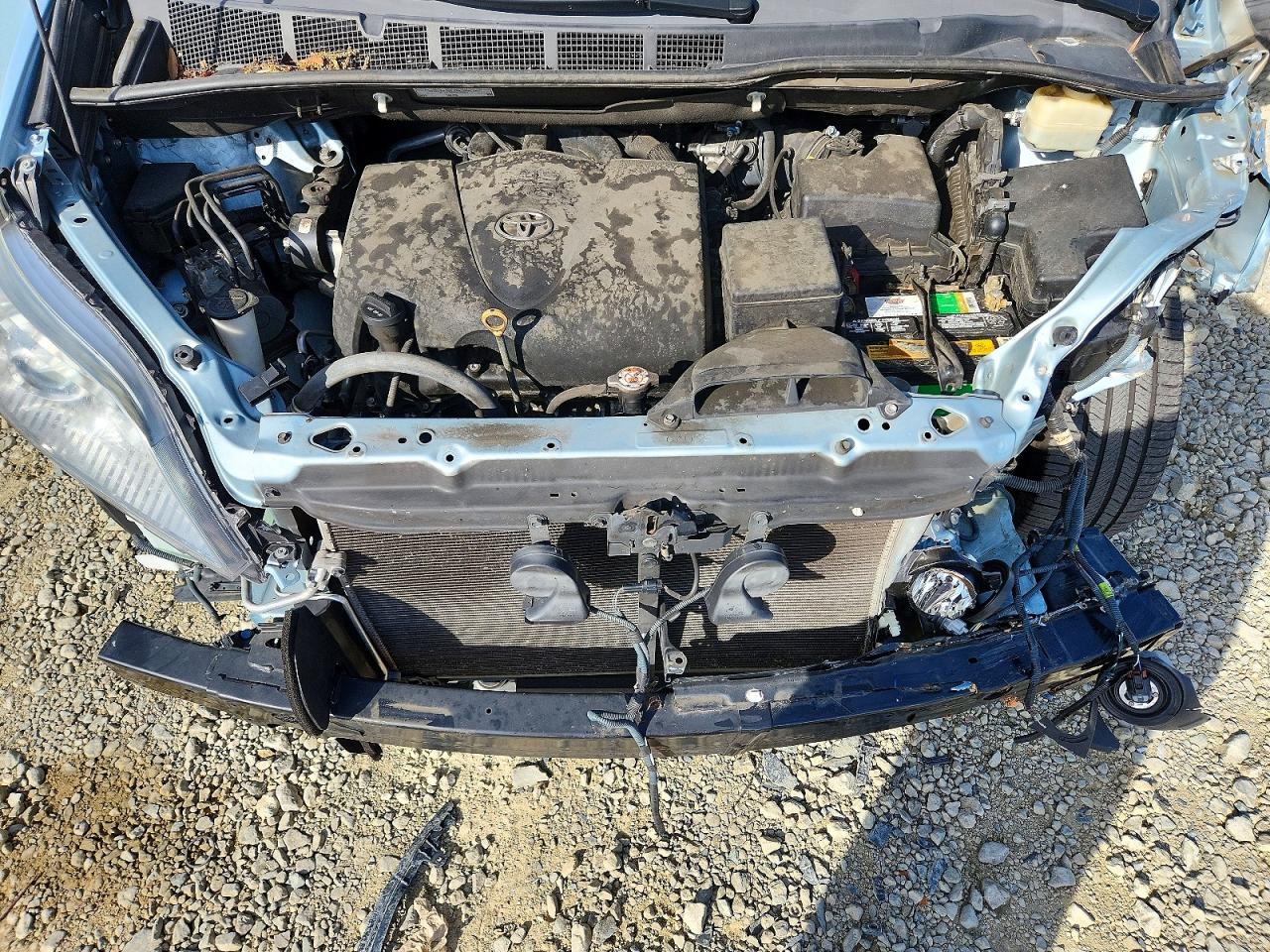 Toyota Sienna Xle 8-passenger