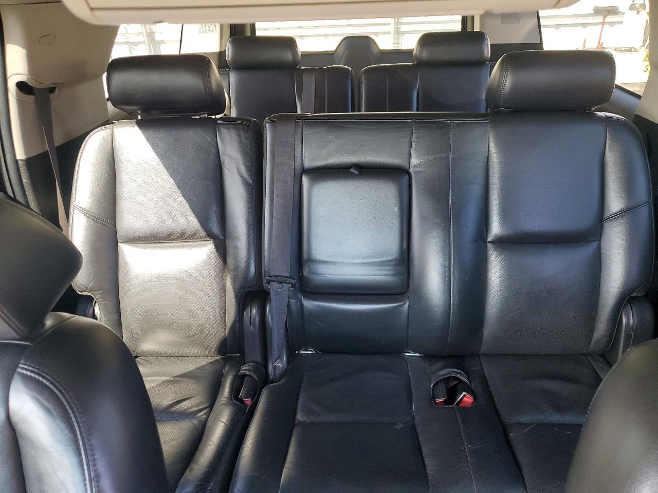 Cadillac Escalade Esv