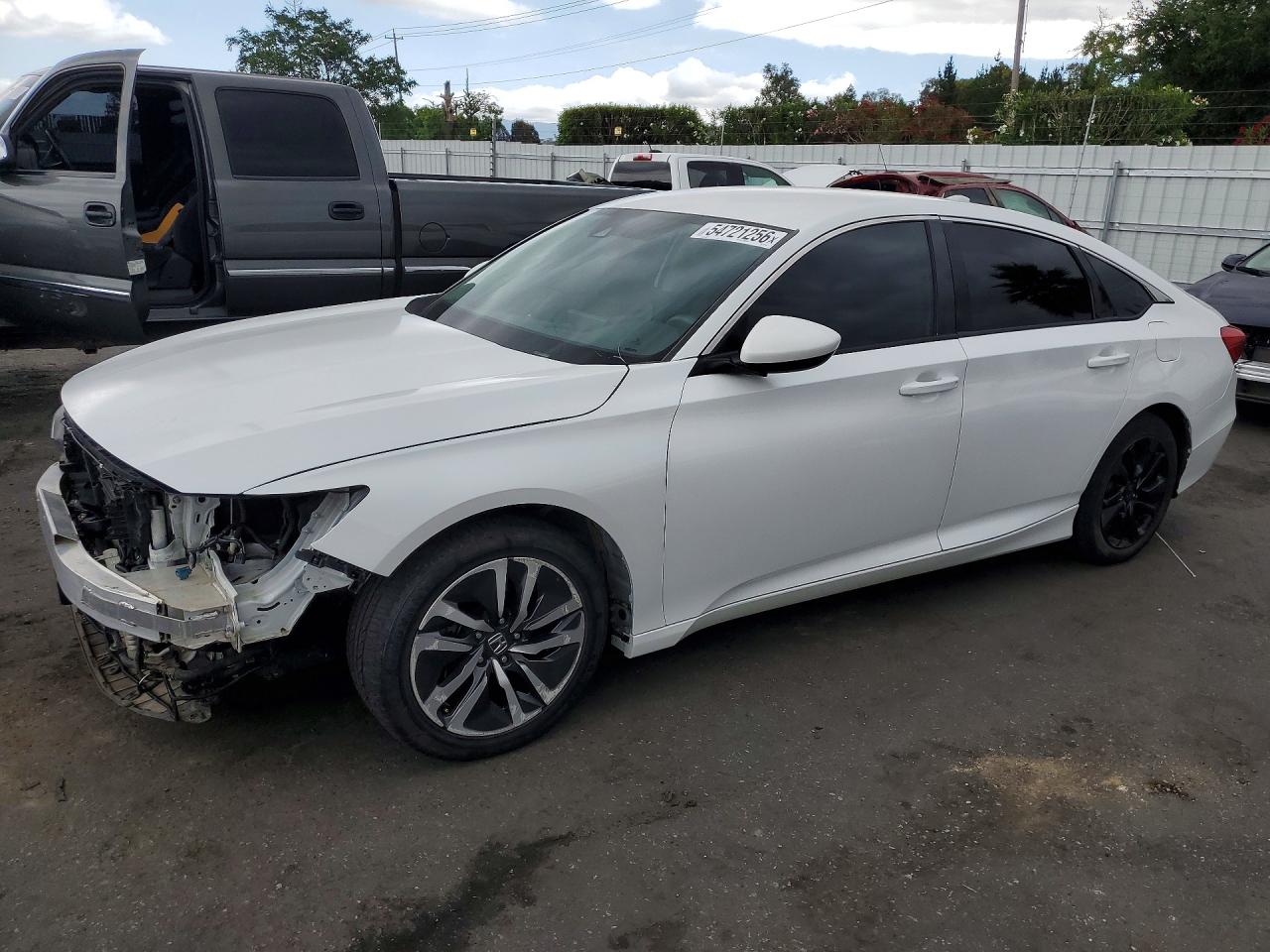 Salvage Honda Accord Image