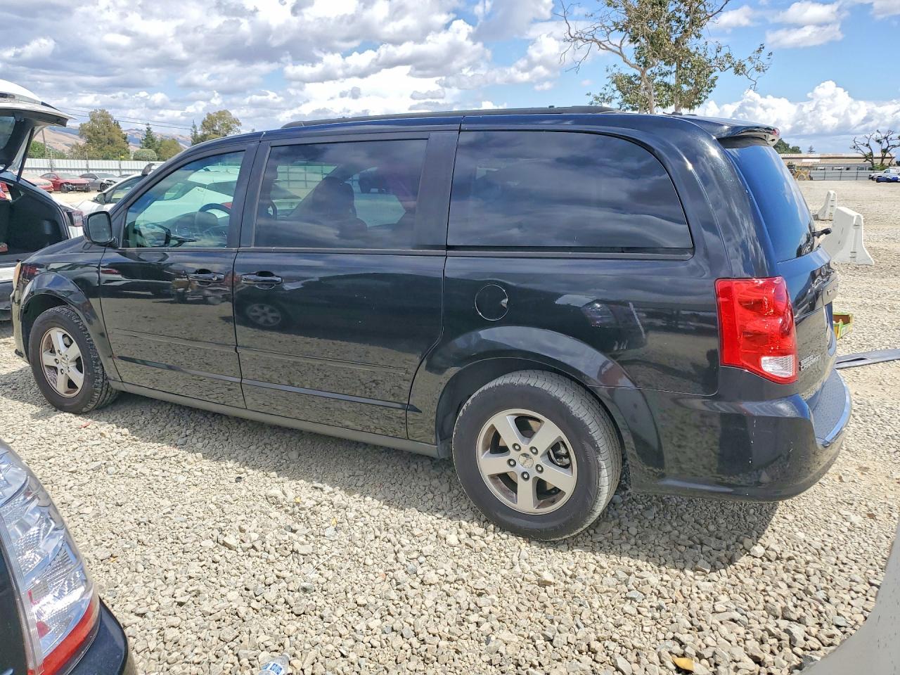 Dodge Caravan Sxt