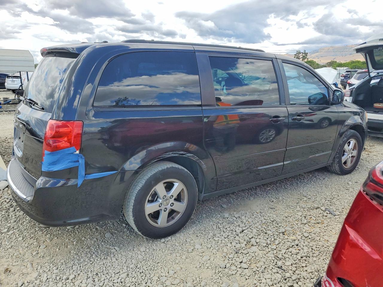 Dodge Caravan Sxt