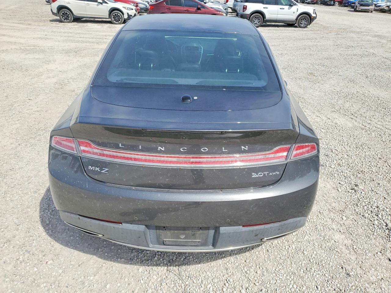 Lincoln MKZ Reserve