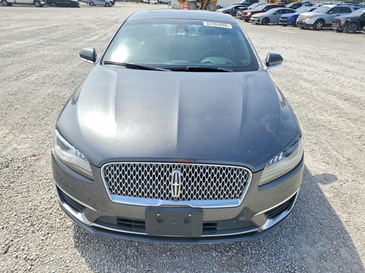 Lincoln MKZ Reserve