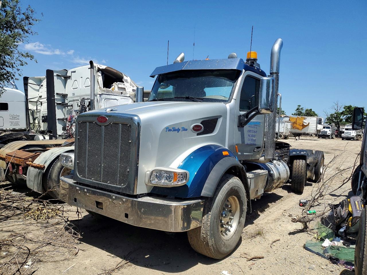 Peterbilt 567