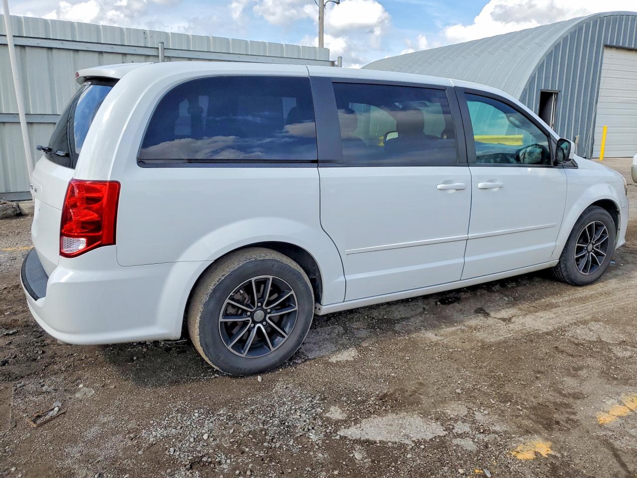 Dodge Caravan Sxt