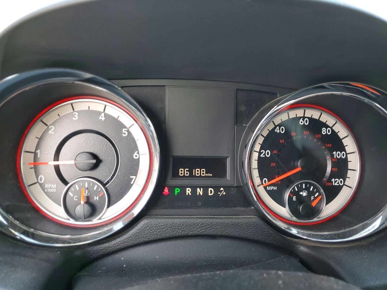 Dodge Caravan Sxt