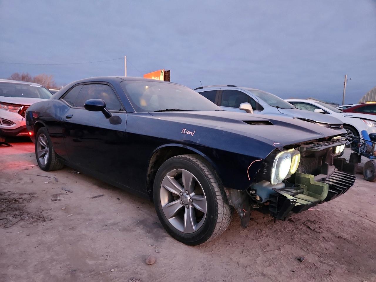 Dodge Challenger Sxt