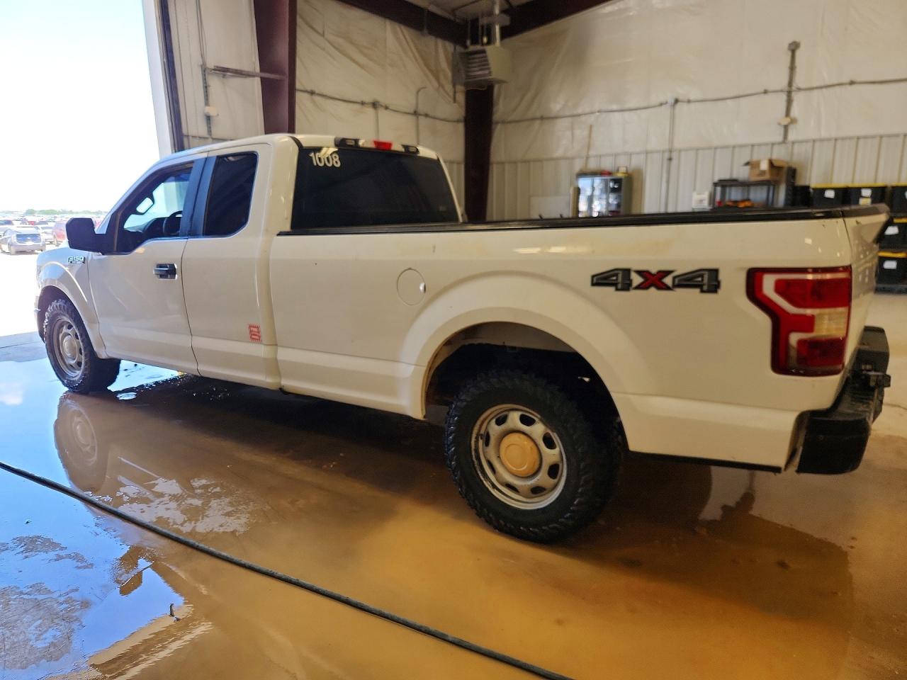 Ford F-150 Super Cab