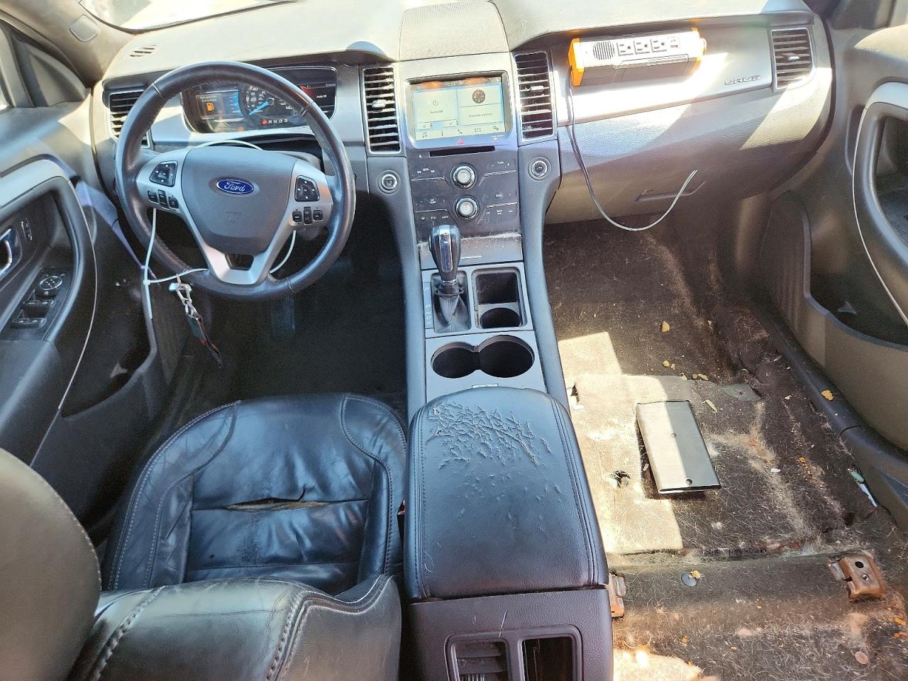 Ford Taurus Sel