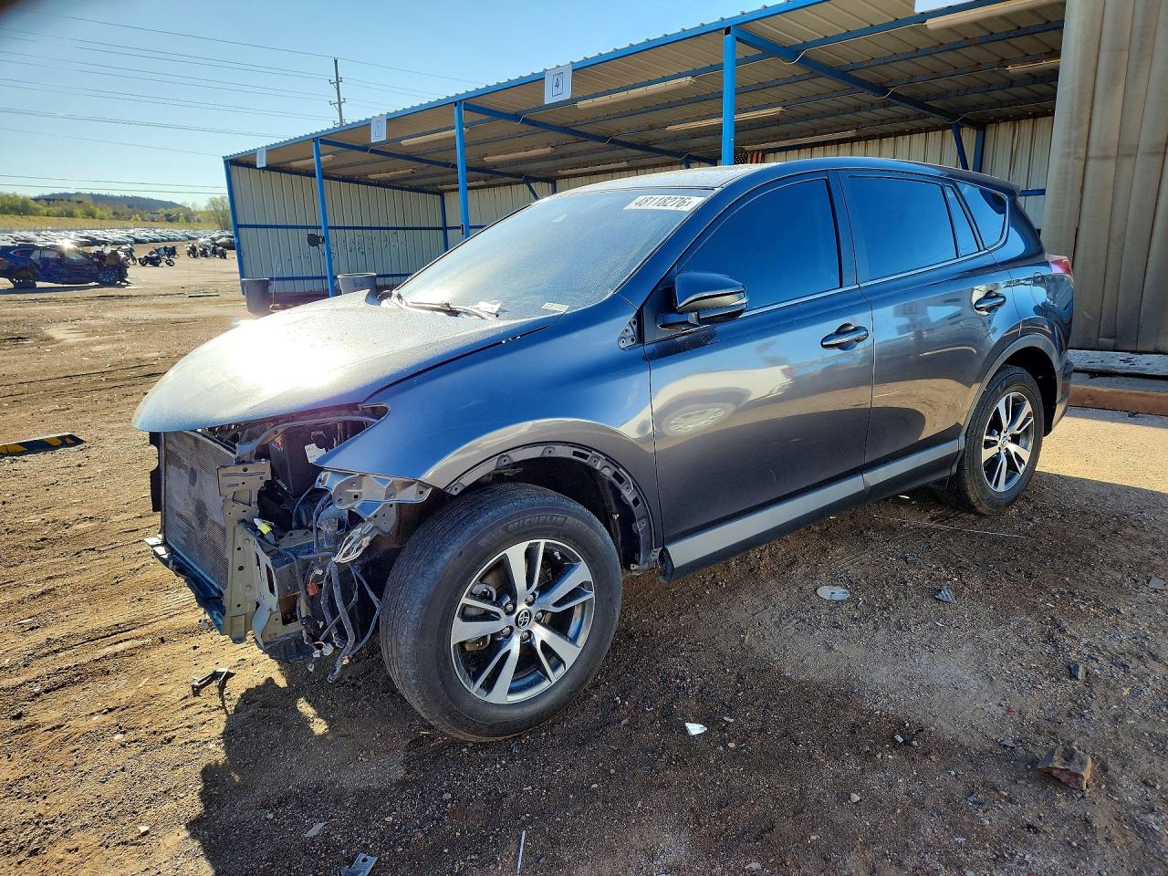 Salvage Toyota RAV4 Image