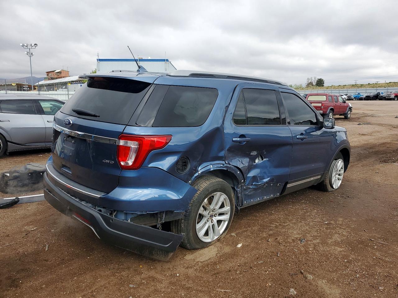 Ford Explorer Xlt